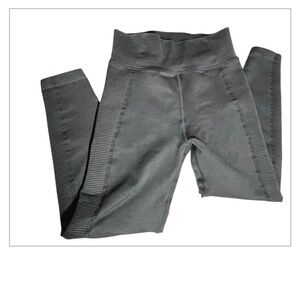 OFFLINE by Aerie Medium Black Leggings yoga exercise athletic lounge wear.